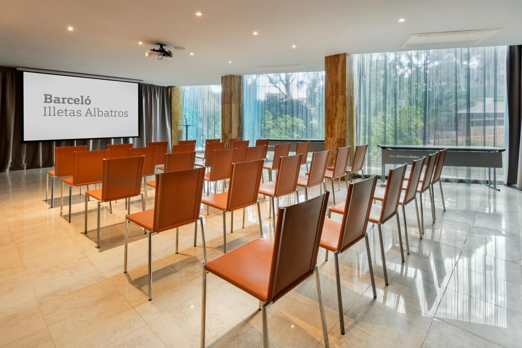 Hotel Barcelo Albatros - Adults Only 4*