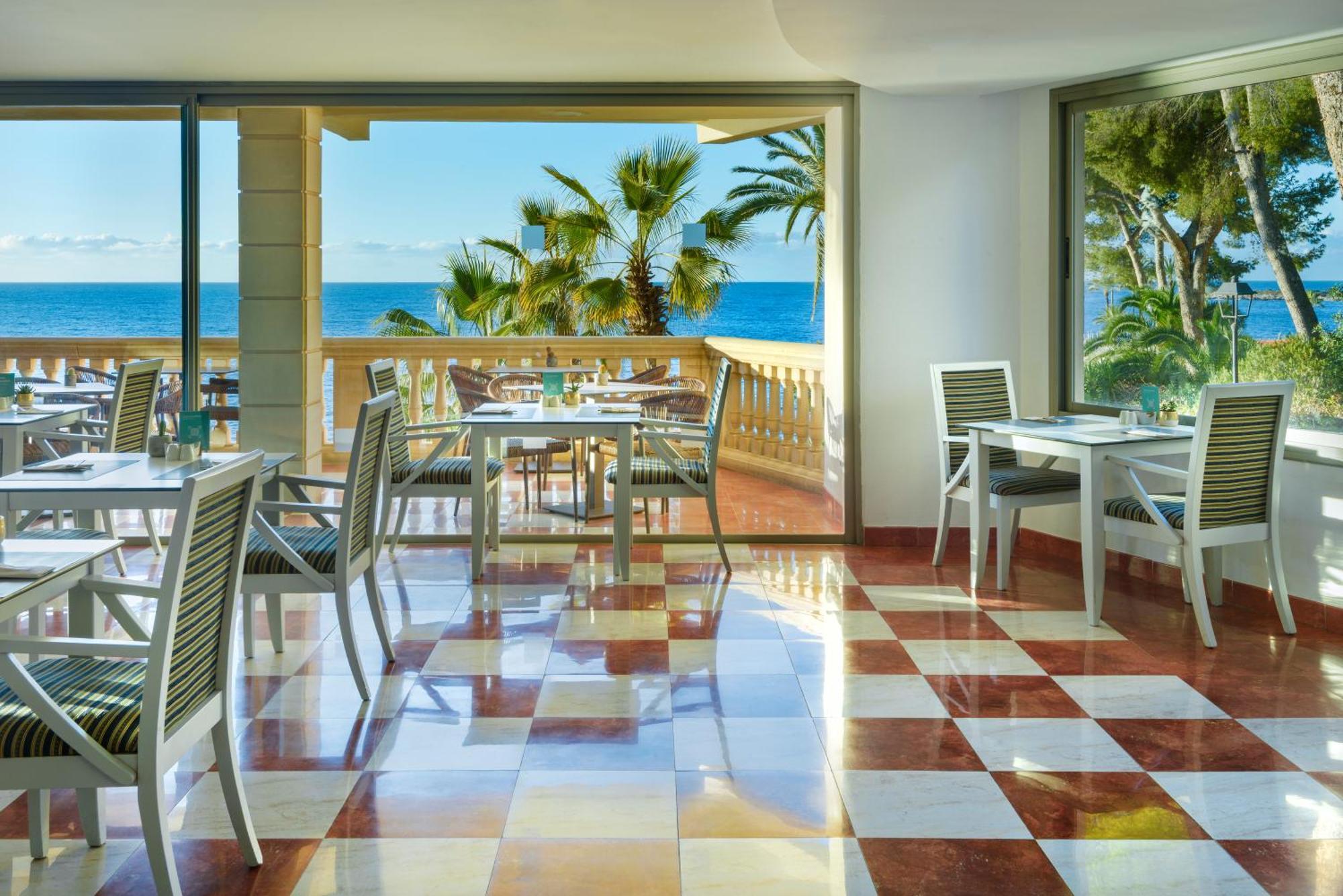 Hotel Barcelo Albatros - Adults Only 4*