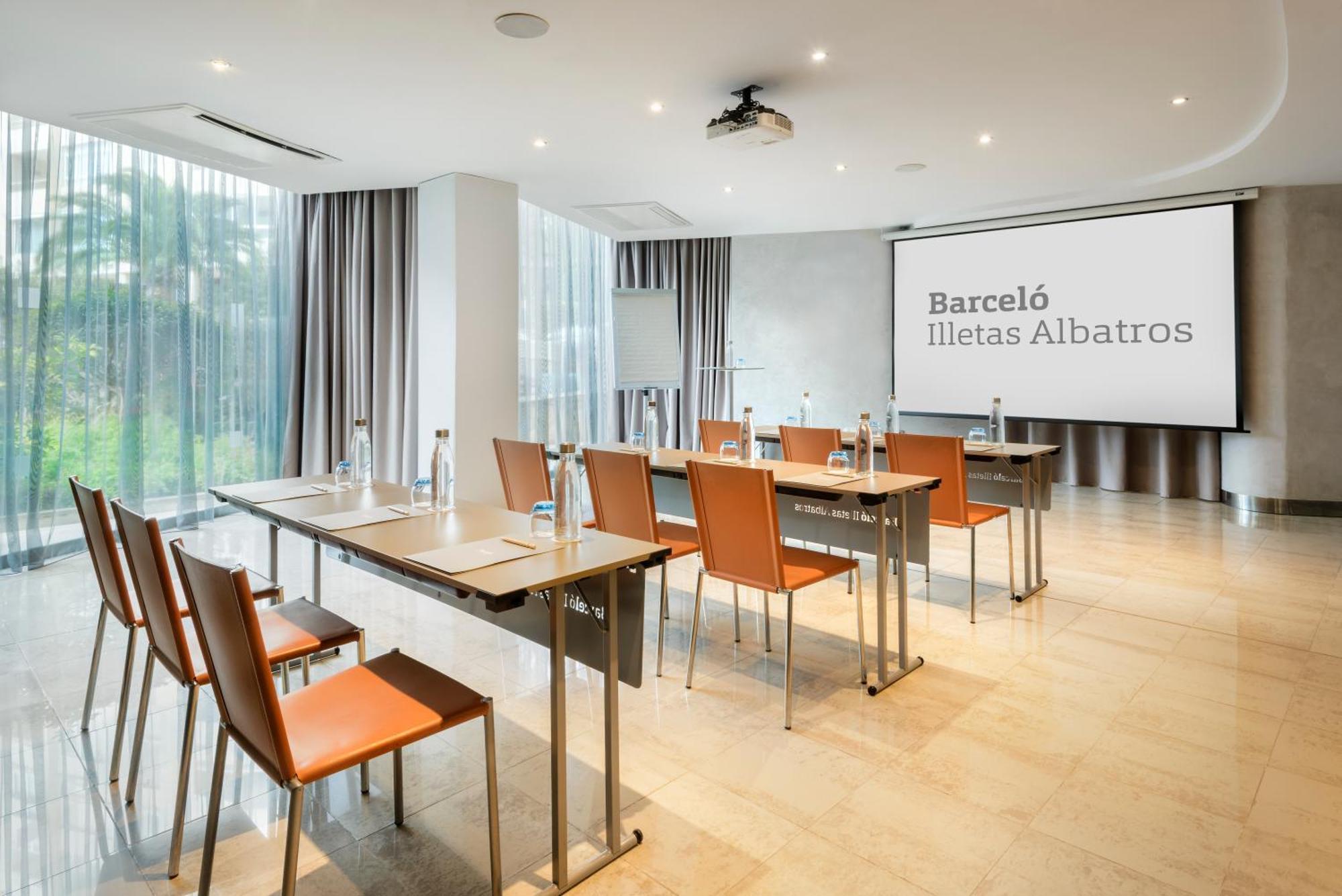 Hotel Barcelo Albatros - Adults Only 4*